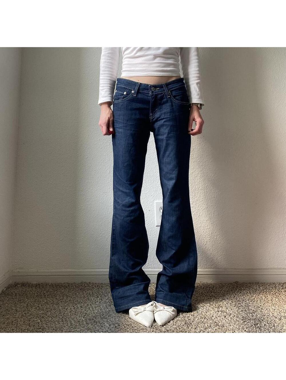 Vintage authentic Levi’s y2k low rise bootcut flare dark wash denim blue jeans
